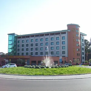 Palace 4* Legnano