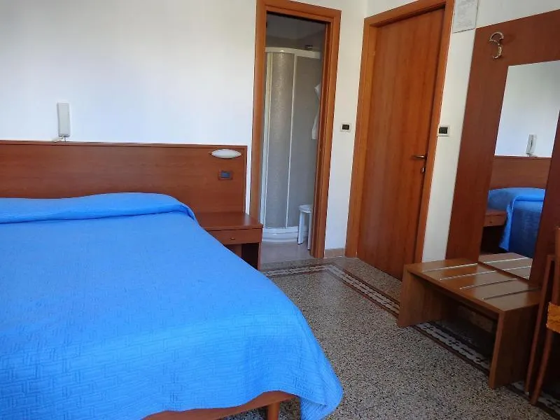 Hotel Lora Rda Luxury Bordighera 3*,