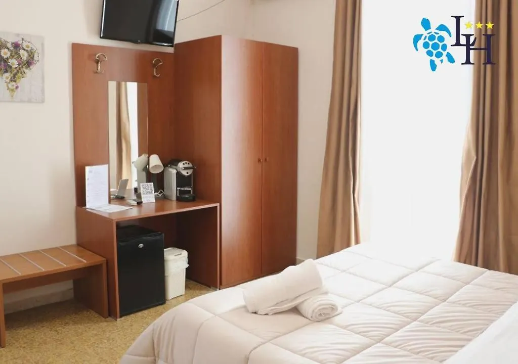 Hotel Lora Rda Luxury Bordighera 3*,