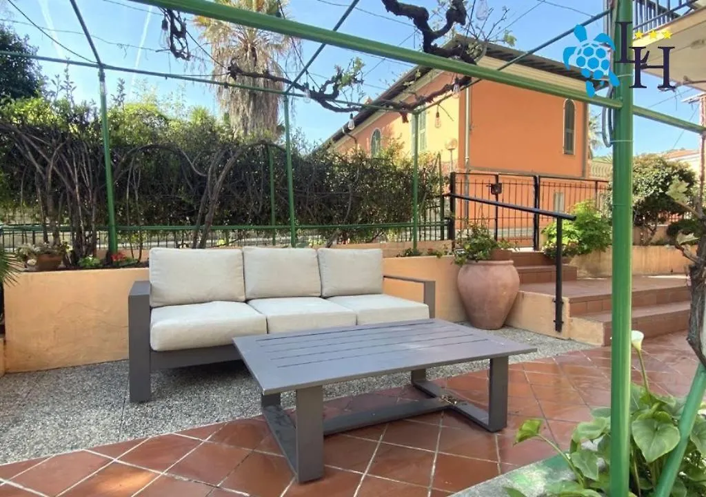 Hotel Lora Rda Luxury Bordighera 3*,  Italy